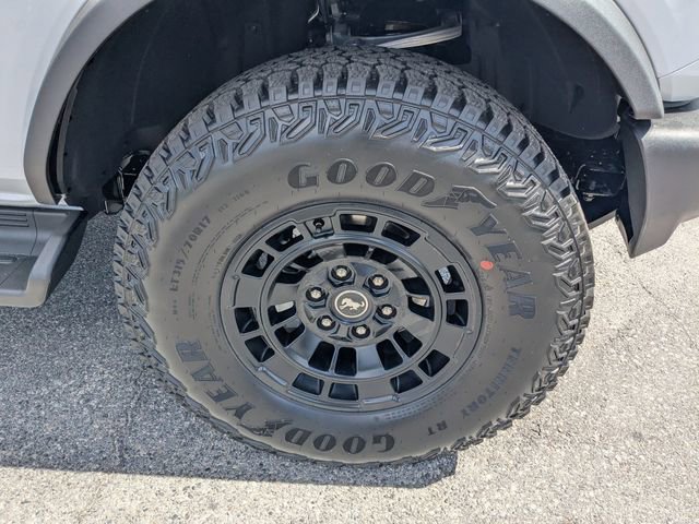 New 2026 Ford Bronco Outer Banks w/ Sasquatch Package image 11