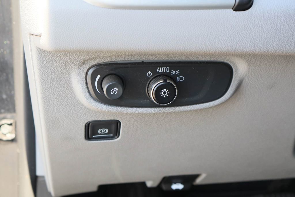 Certified 2023 GMC Terrain SLE w/ Driver Convenience Package FWD image 12