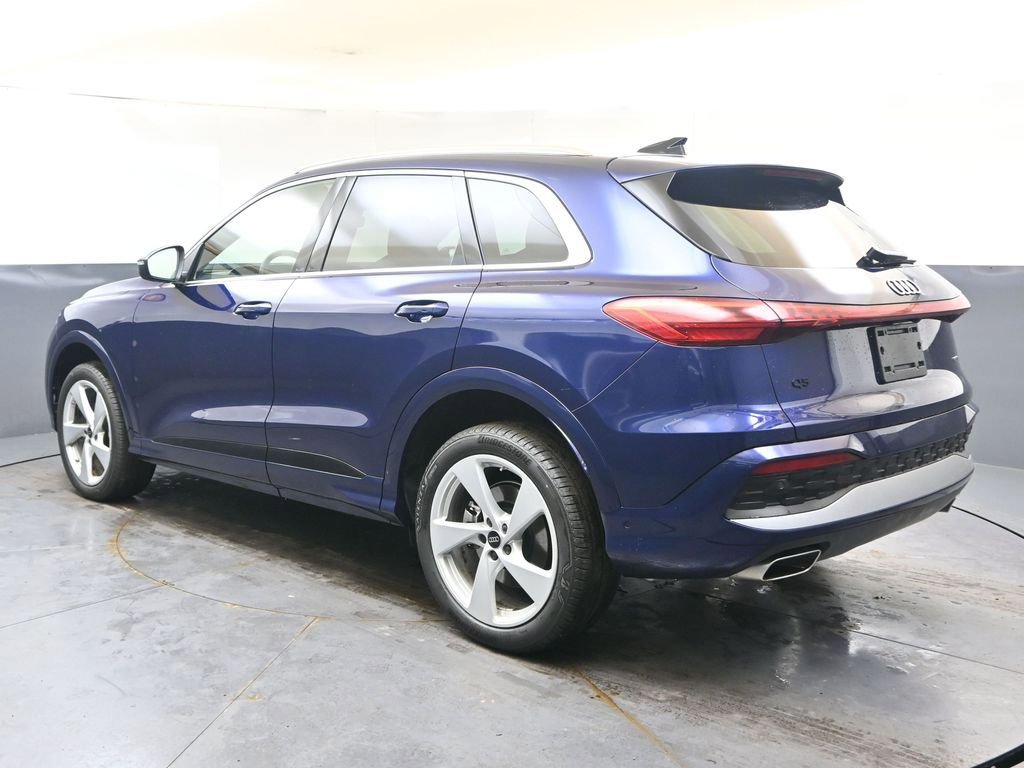 Certified 2025 Audi Q5 Premium Plus w/ Premium Plus image 3