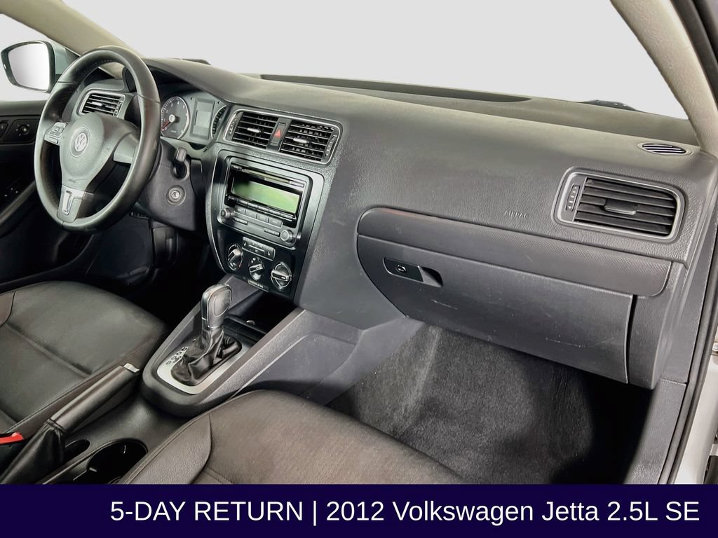 Used 2012 Volkswagen Jetta SE FWD image 30