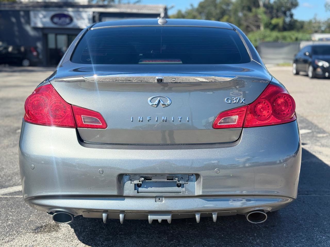 Used 2013 INFINITI G37 x w/ Premium Pkg AWD/4WD image 6
