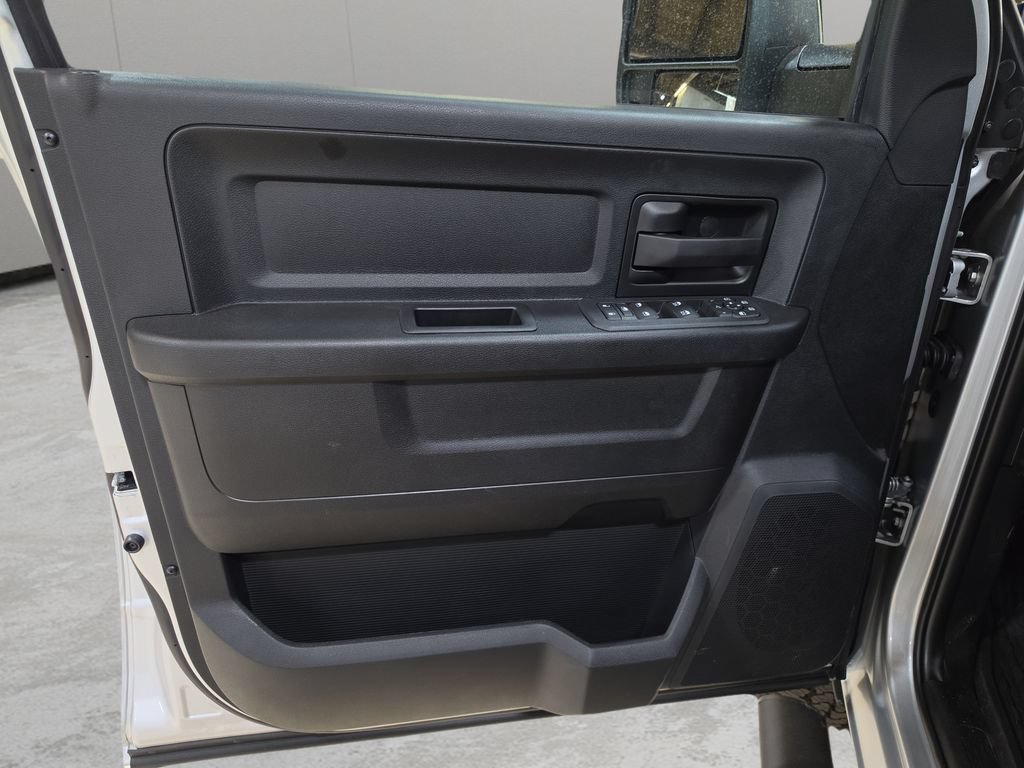 New 2026 RAM 2500 Tradesman AWD/4WD image 13