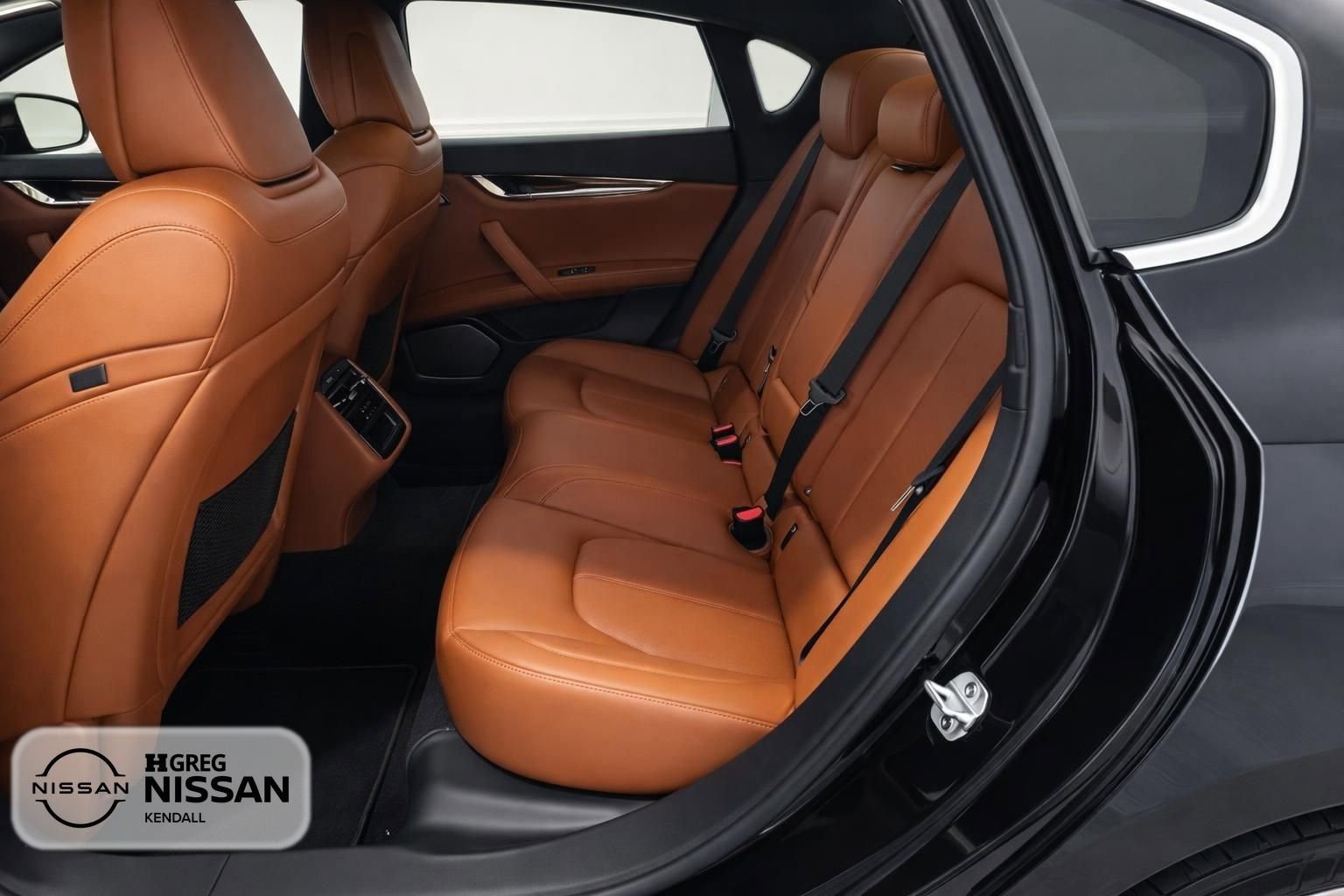 Used 2022 Maserati Quattroporte Modena RWD image 13