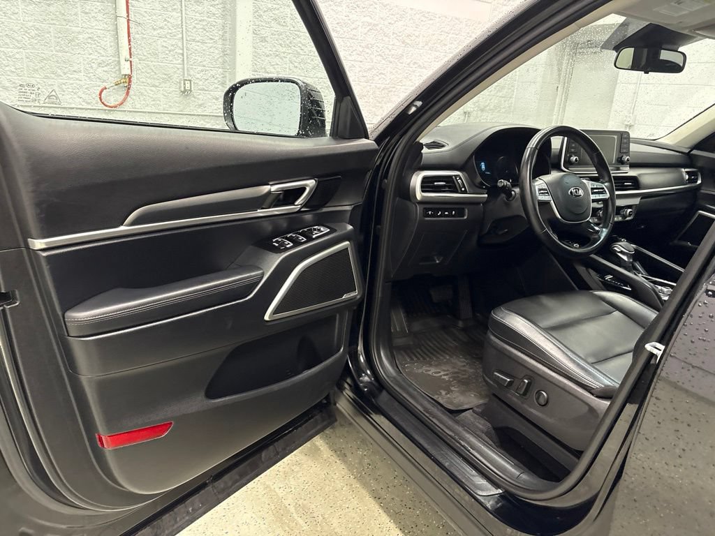Used 2020 Kia Telluride S AWD/4WD image 12