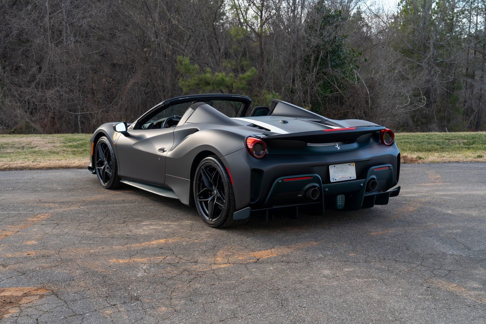 Used 2020 Ferrari 488 Pista Spider image 2
