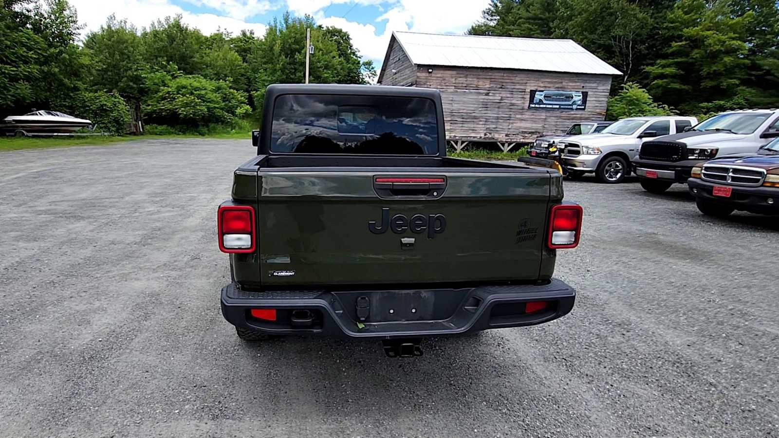 Used 2022 Jeep Gladiator Sport AWD/4WD image 7