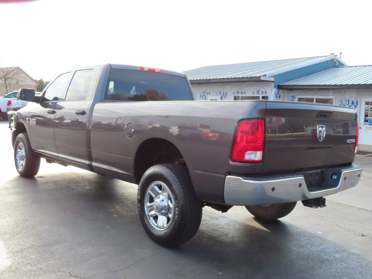 Used 2018 RAM 2500 Tradesman w/ Chrome Appearance Group image 4