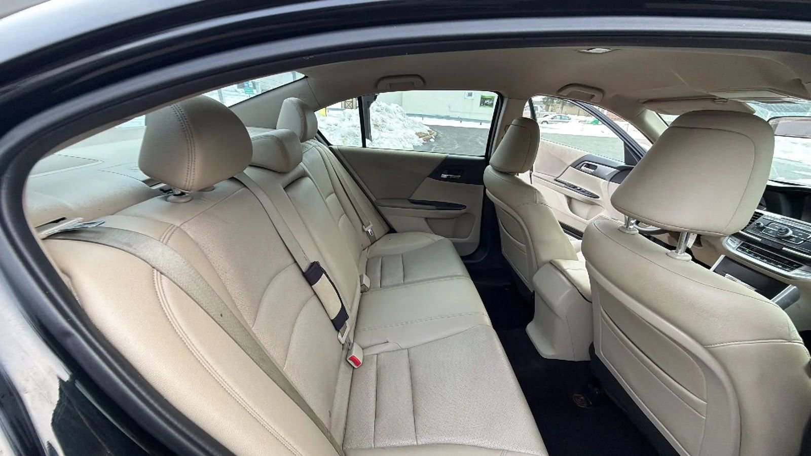Used 2014 Honda Accord LX image 39
