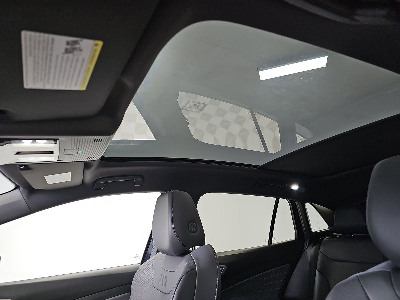 Used 2023 Volkswagen ID.4 Pro S image 13