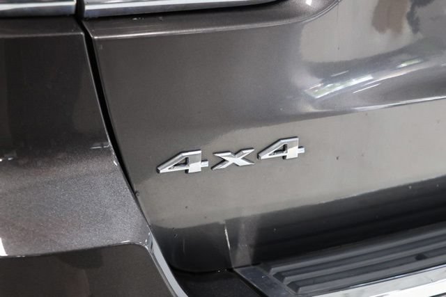 Used 2015 Jeep Grand Cherokee Limited AWD/4WD image 11