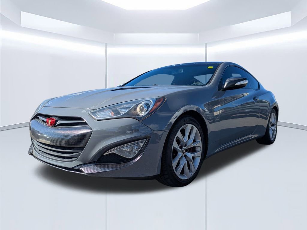 Used 2013 Hyundai Genesis 3.8 image 8
