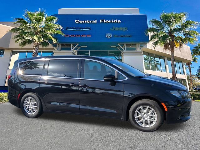 New 2026 Chrysler Voyager LX image 2