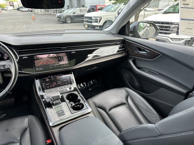 Used 2020 Audi Q8 Premium Plus image 17