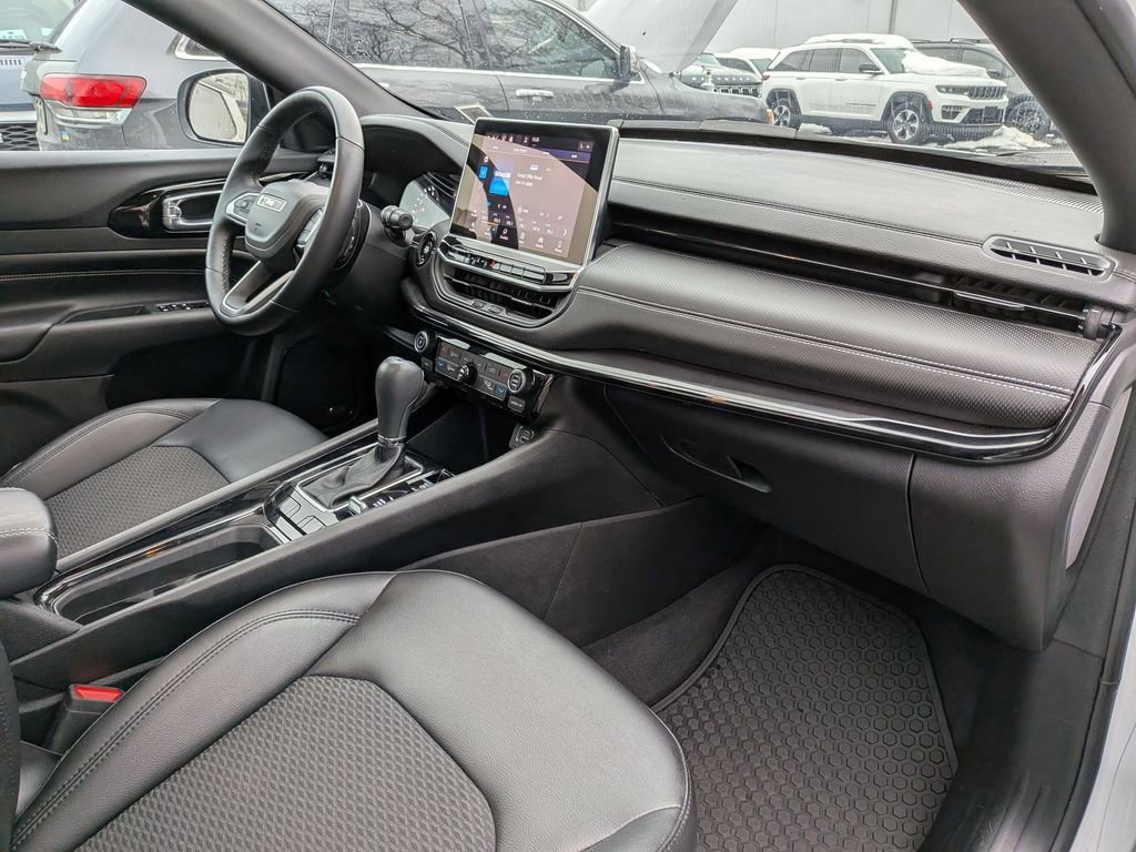 Certified 2022 Jeep Compass Altitude w/ Sun and Sound Group image 25