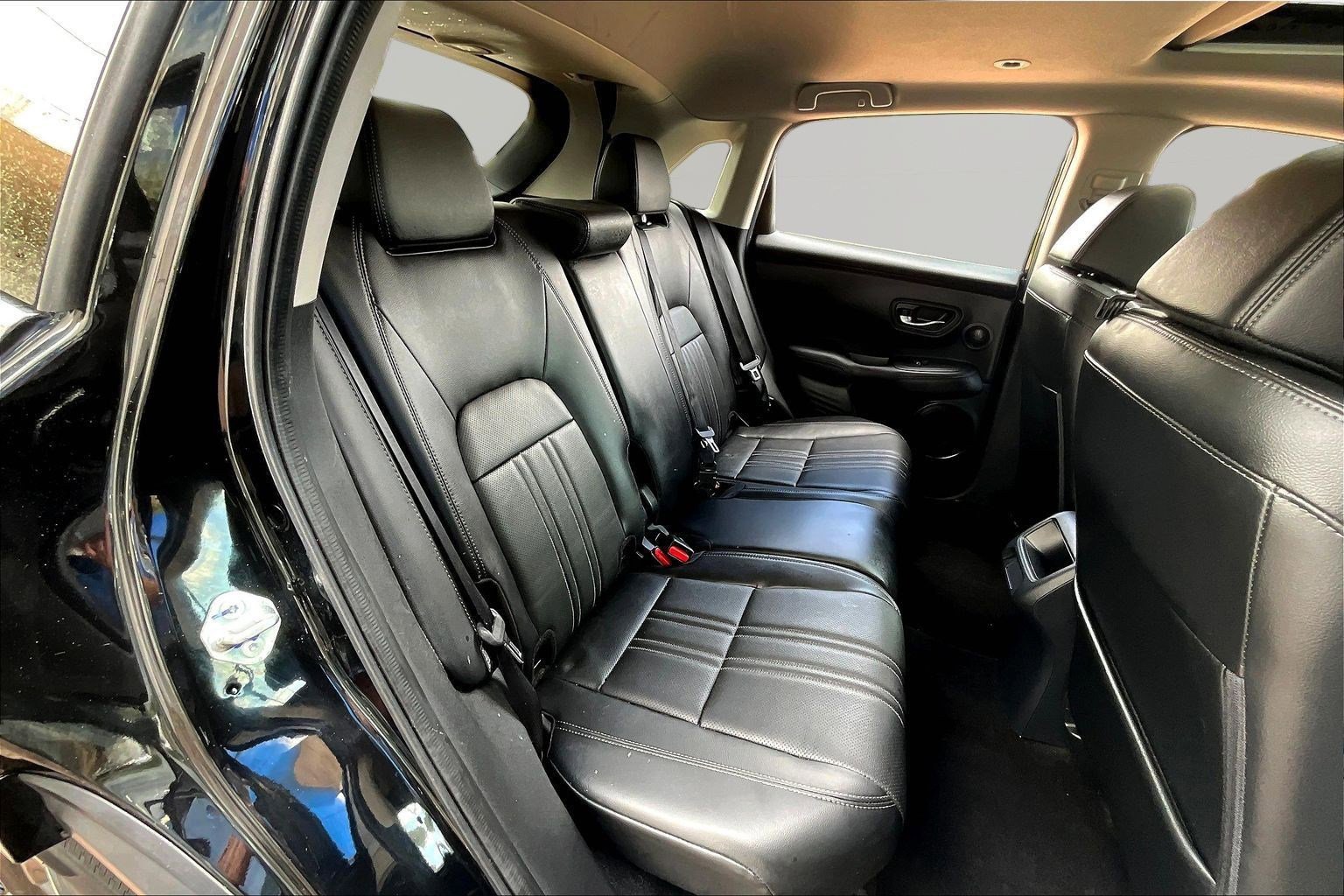 Used 2025 Honda HR-V EX-L image 23