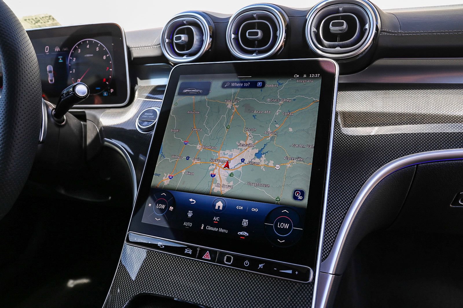 Used 2024 Mercedes-Benz CLE 300 4MATIC Coupe image 14