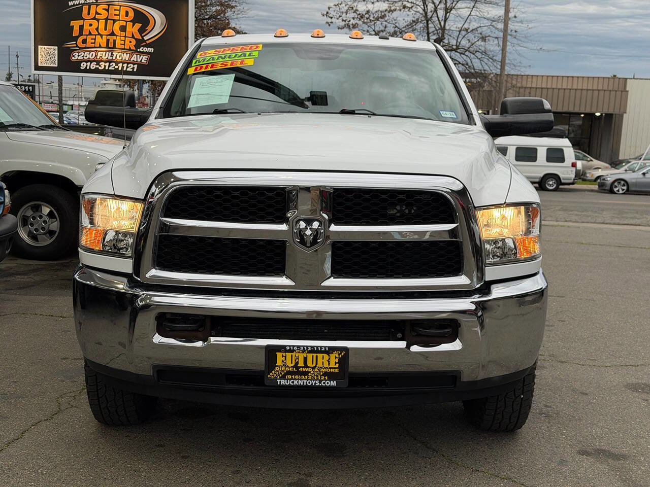 Used 2017 RAM 3500 Tradesman w/ Chrome Appearance Group image 7