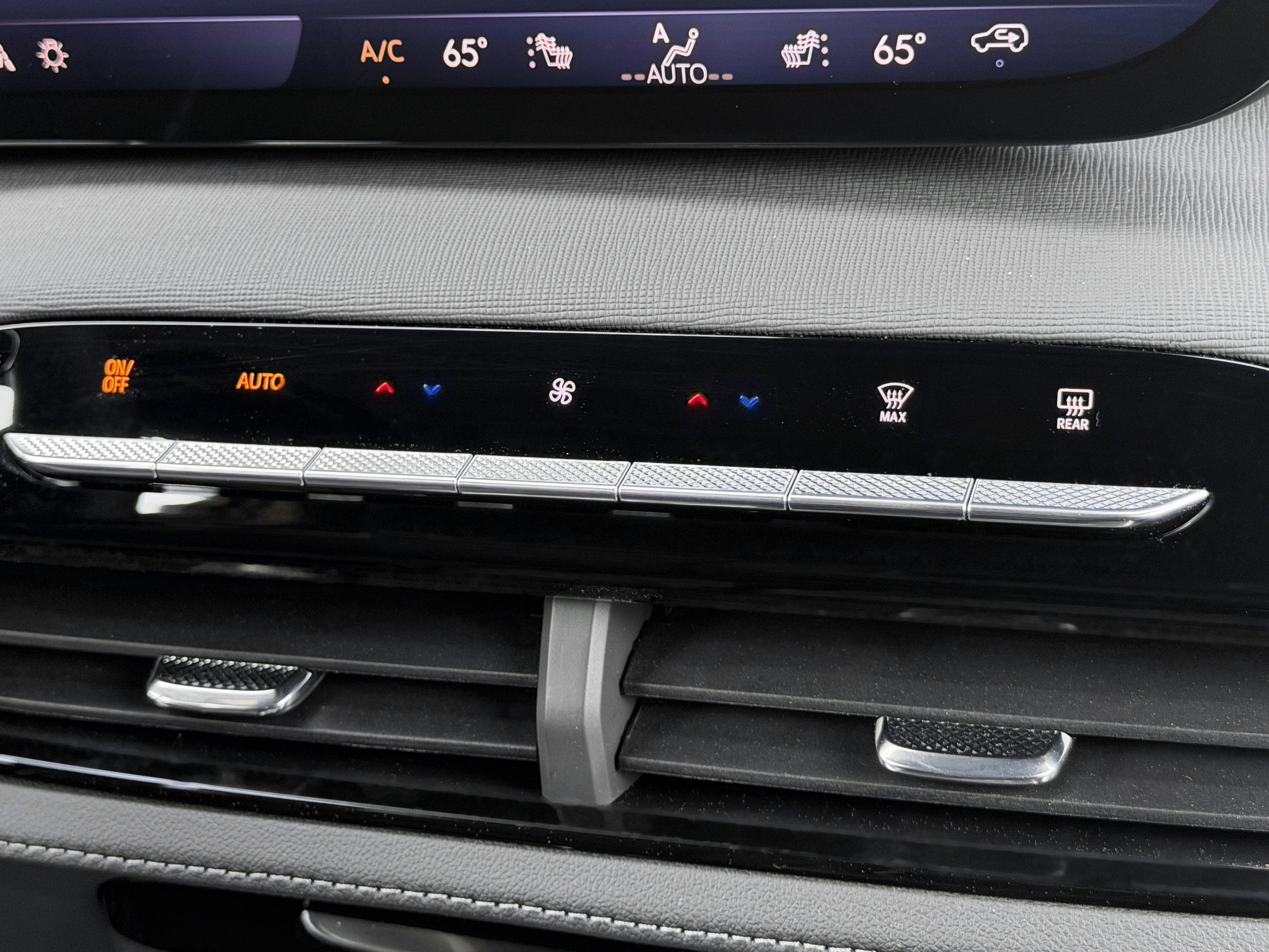 New 2026 Buick Enclave Sport Touring w/ Power Package FWD image 26