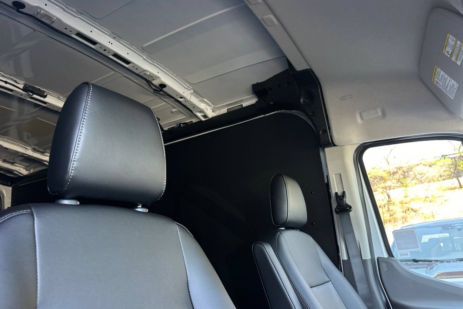 New 2026 Ford Transit 250 148 Medium Roof w/ Load Area Protection Package RWD image 16