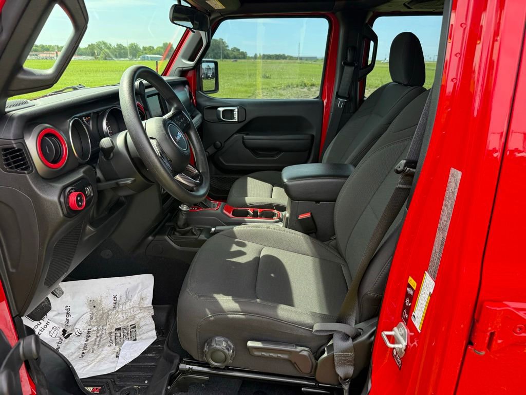Used 2023 Jeep Gladiator Sport AWD/4WD image 9