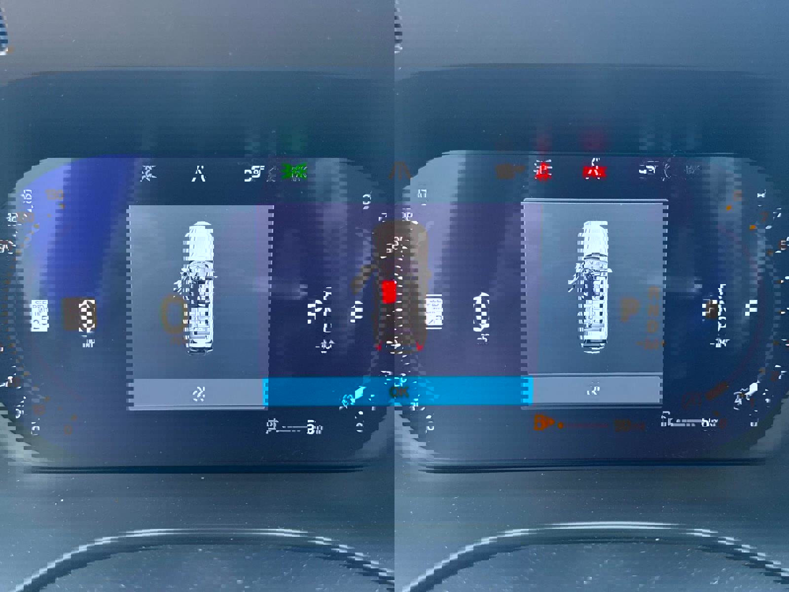 New 2026 Volvo XC60 B5 Plus w/ Climate Package image 31