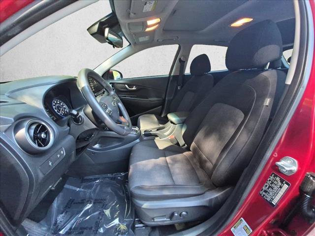 Certified 2023 Hyundai Kona SEL w/ Convenience Package FWD image 17