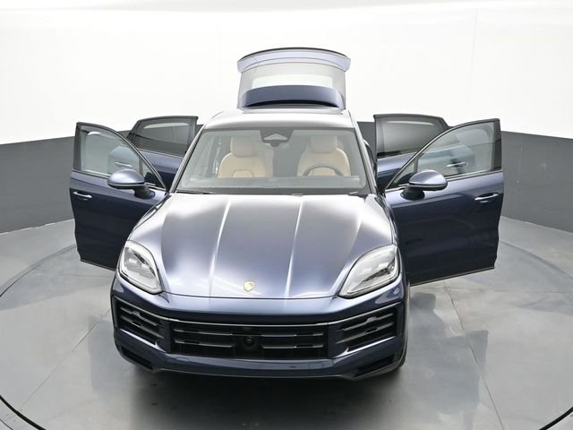 New 2026 Porsche Cayenne Coupe image 32
