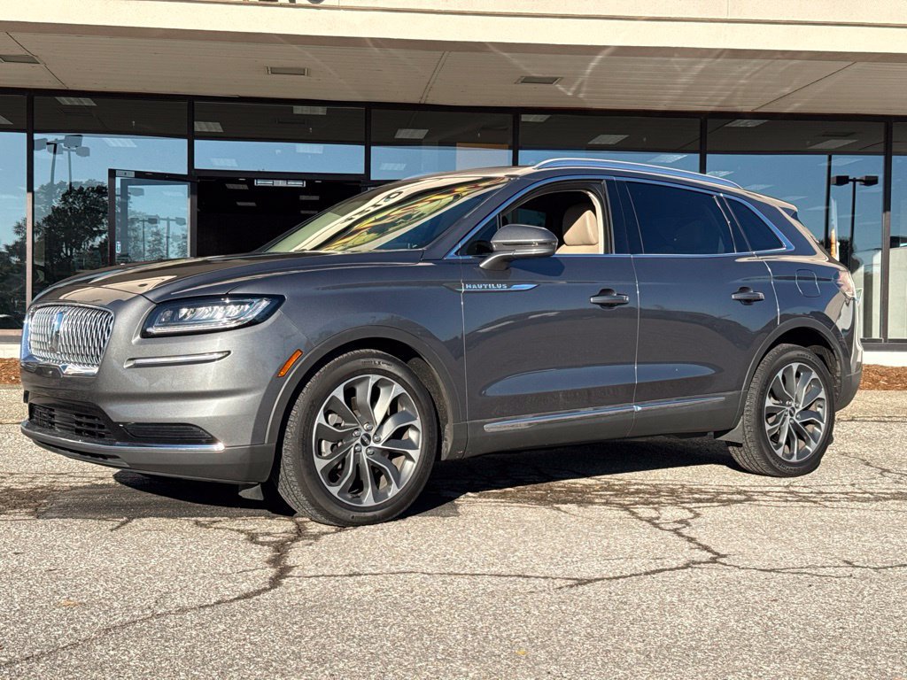 Certified 2023 Lincoln Nautilus Reserve AWD/4WD image 8