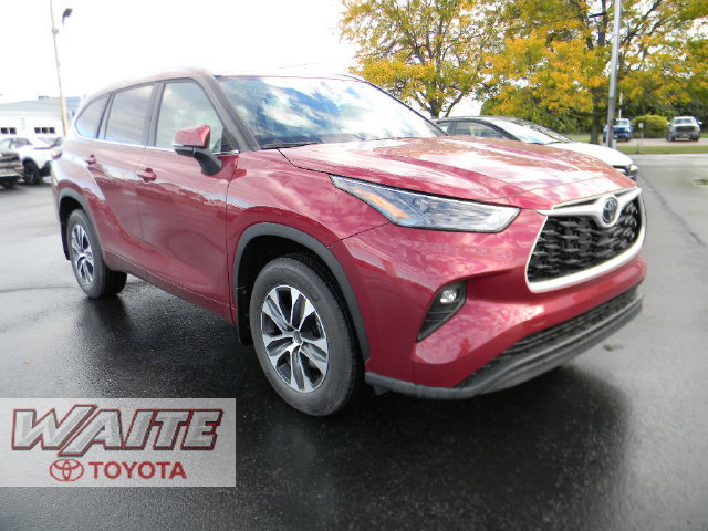 New 2026 Toyota Highlander XLE AWD/4WD image 1