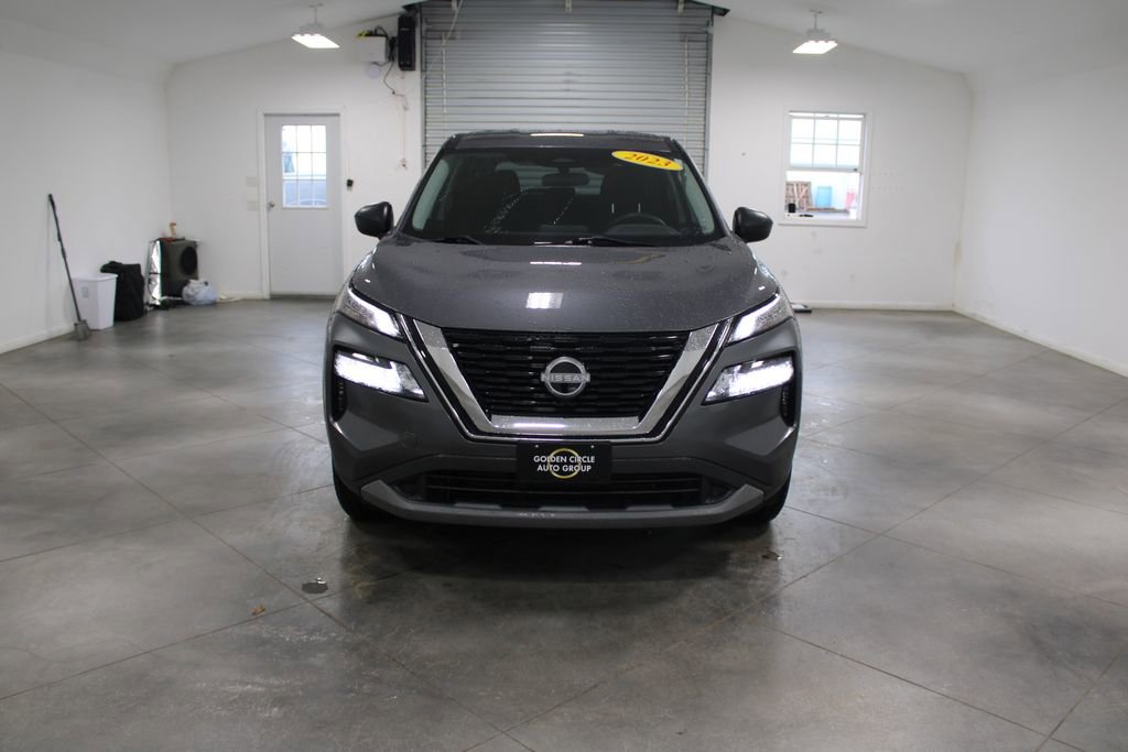 Used 2023 Nissan Rogue S image 18