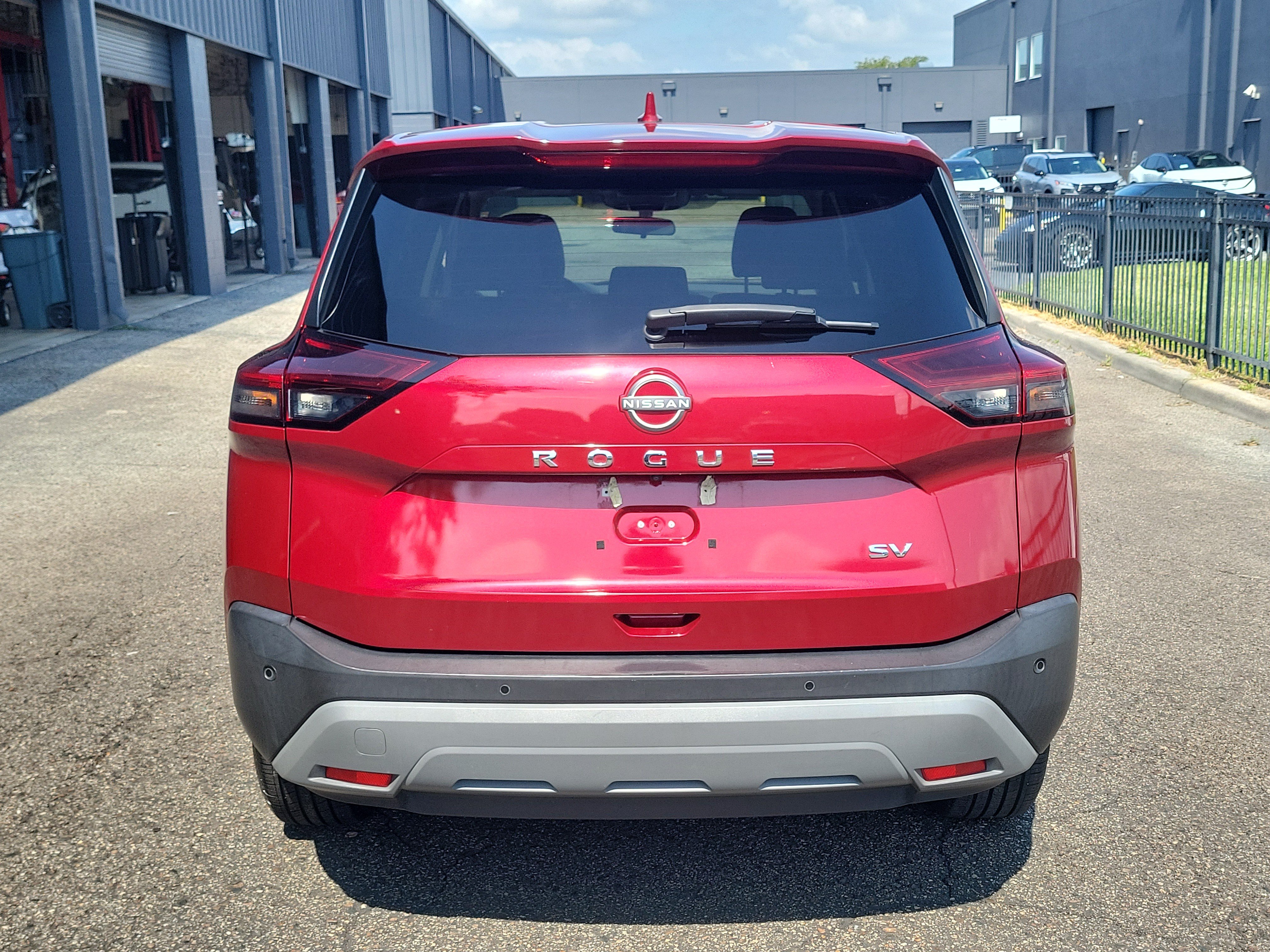 Certified 2023 Nissan Rogue SV FWD image 5