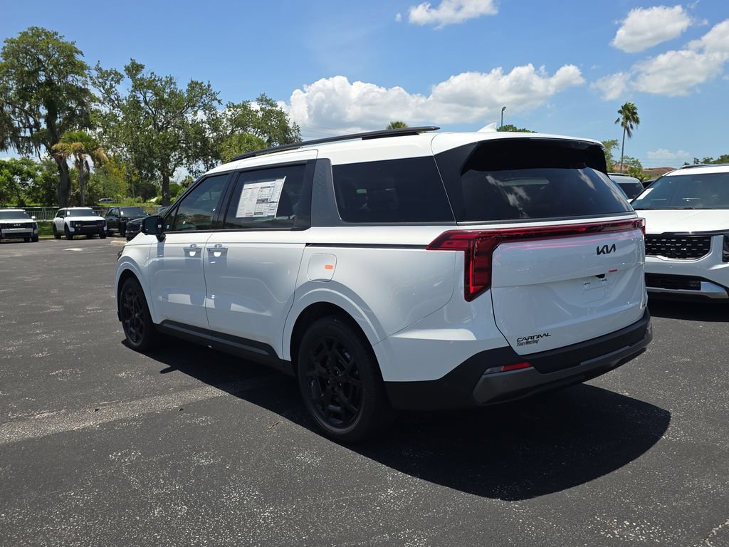 New 2026 Kia Carnival SX w/ SX Dark Edition Package FWD image 6