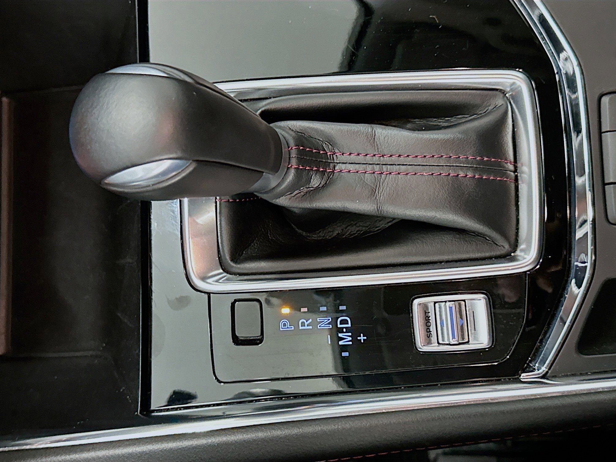 Used 2024 MAZDA CX-5 Carbon Edition image 25