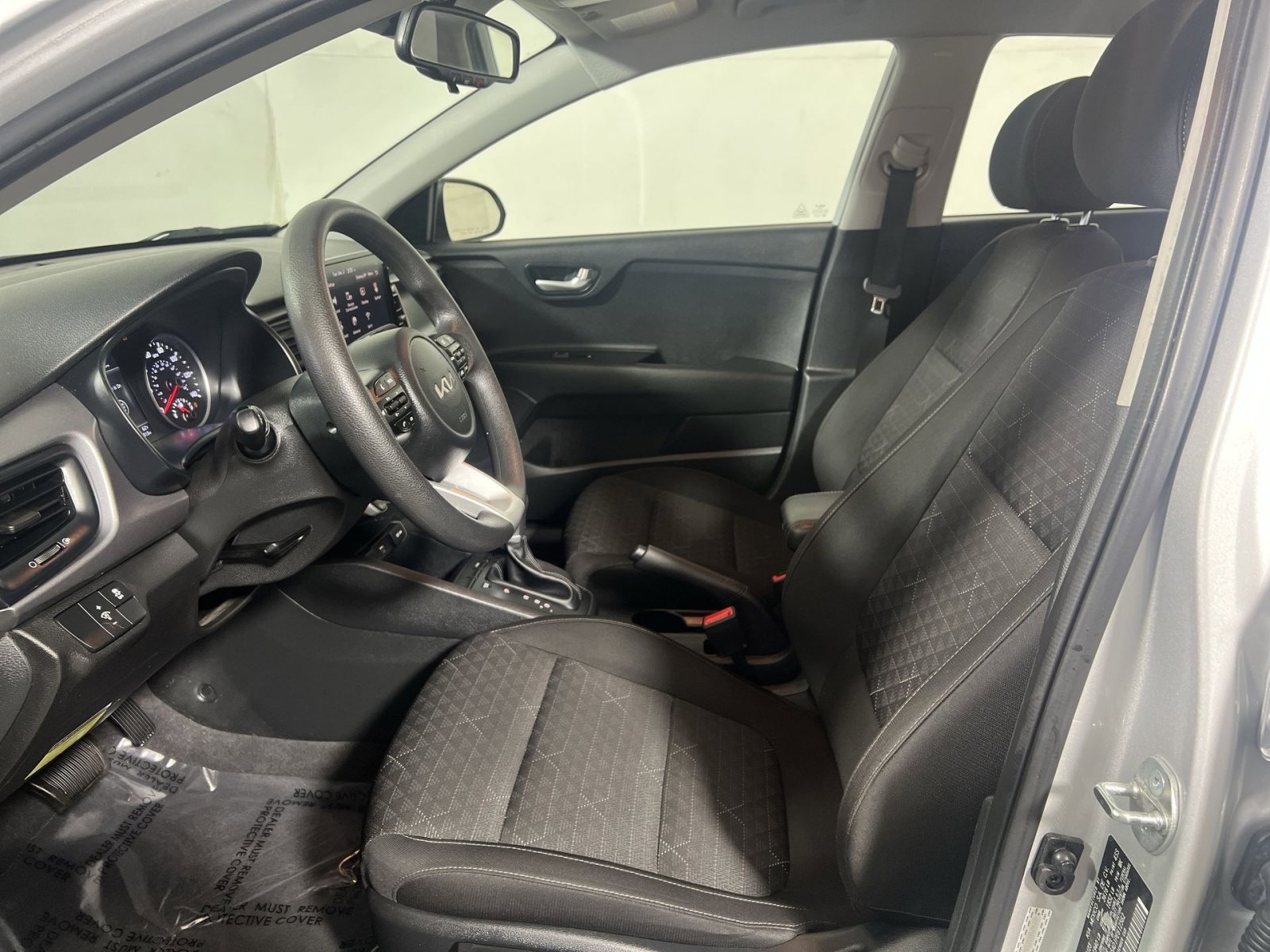 Used 2023 Kia Rio S w/ Technology Package image 11