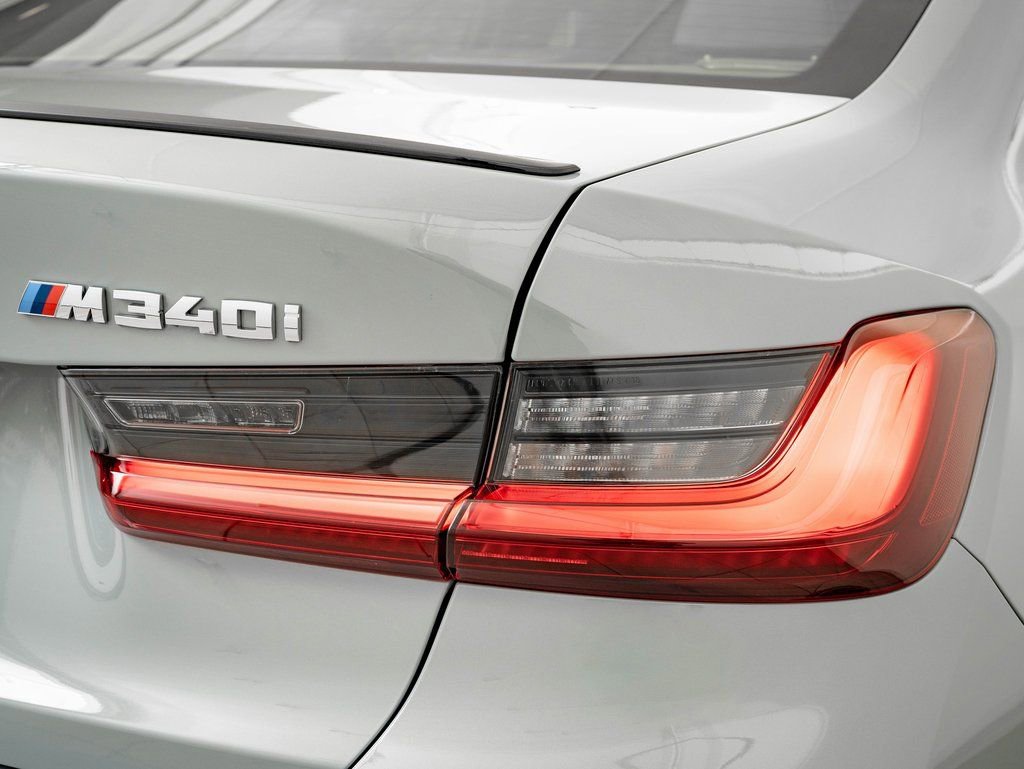 Used 2023 BMW M340i xDrive w/ Premium Package image 9