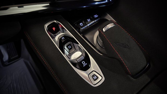 Used 2024 Chevrolet Corvette Stingray Premium Cpe w/ Z51 Performance Package RWD image 8