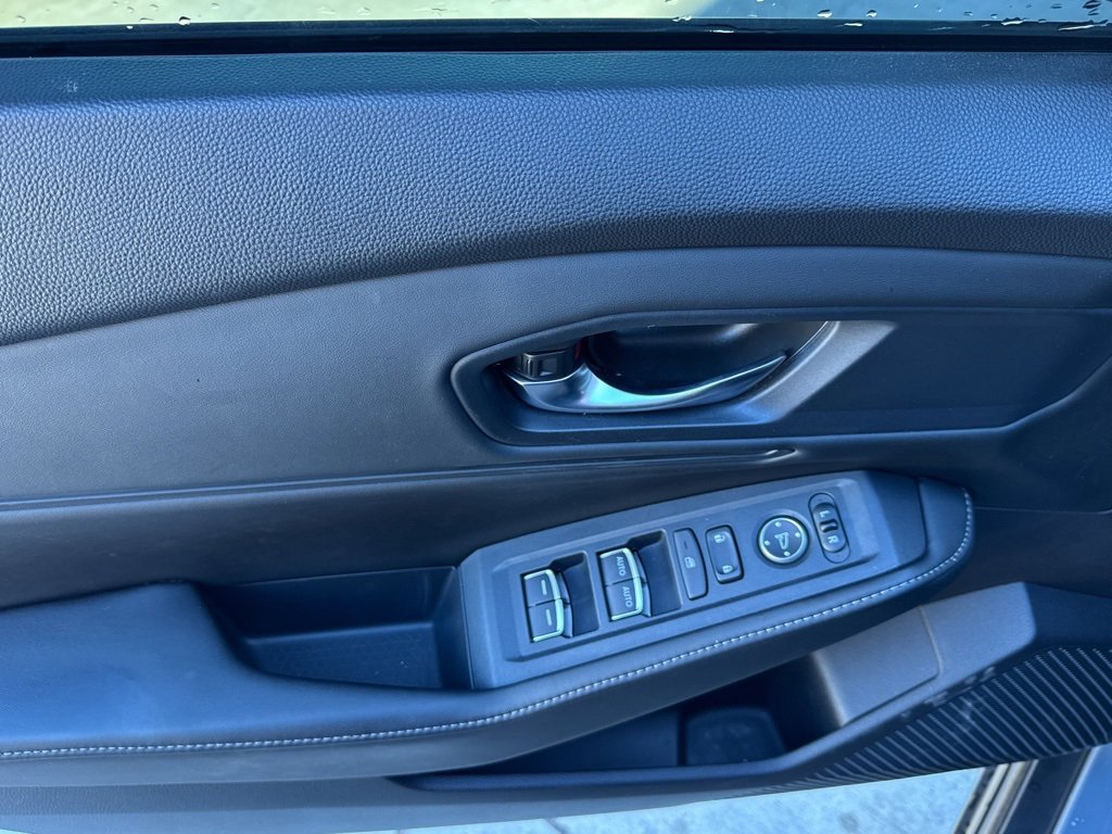 Used 2023 Honda Accord Sport image 15