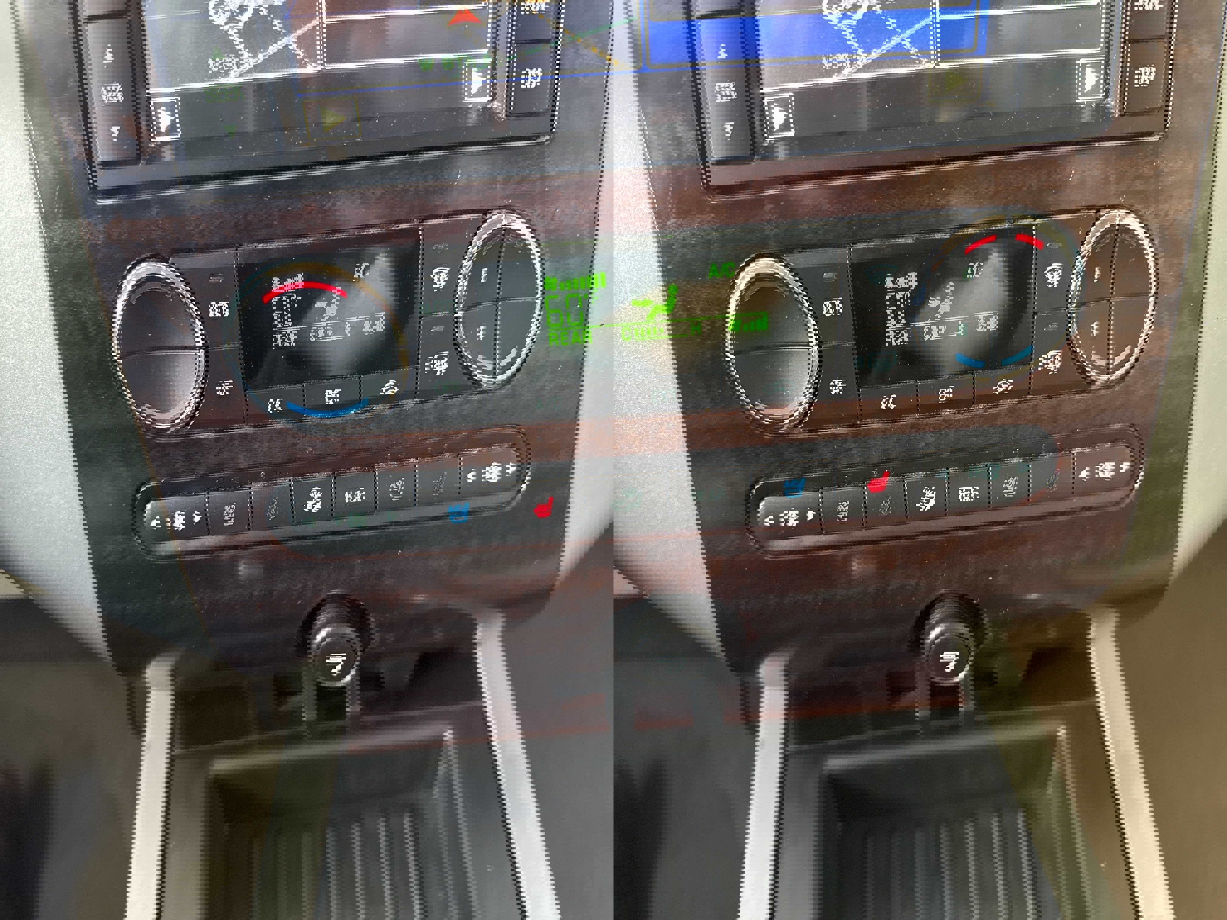 Used 2013 Ford Expedition EL XLT image 27