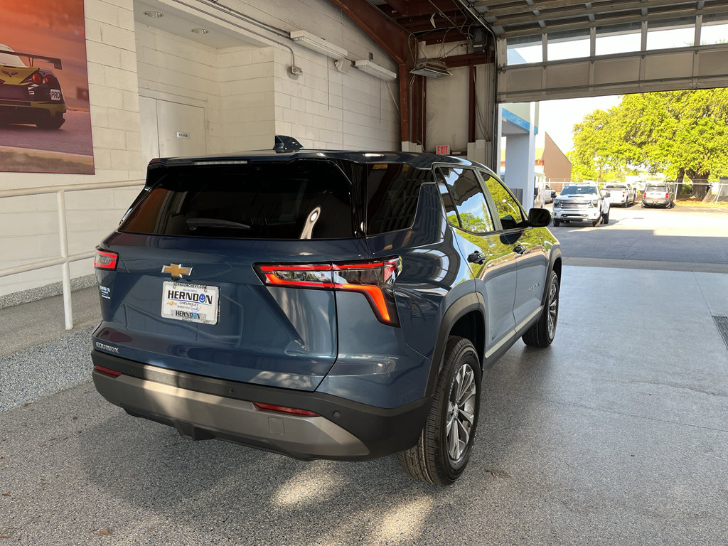 New 2026 Chevrolet Equinox LT FWD image 10