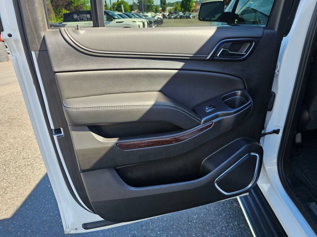 Used 2019 GMC Yukon XL SLT AWD/4WD image 23