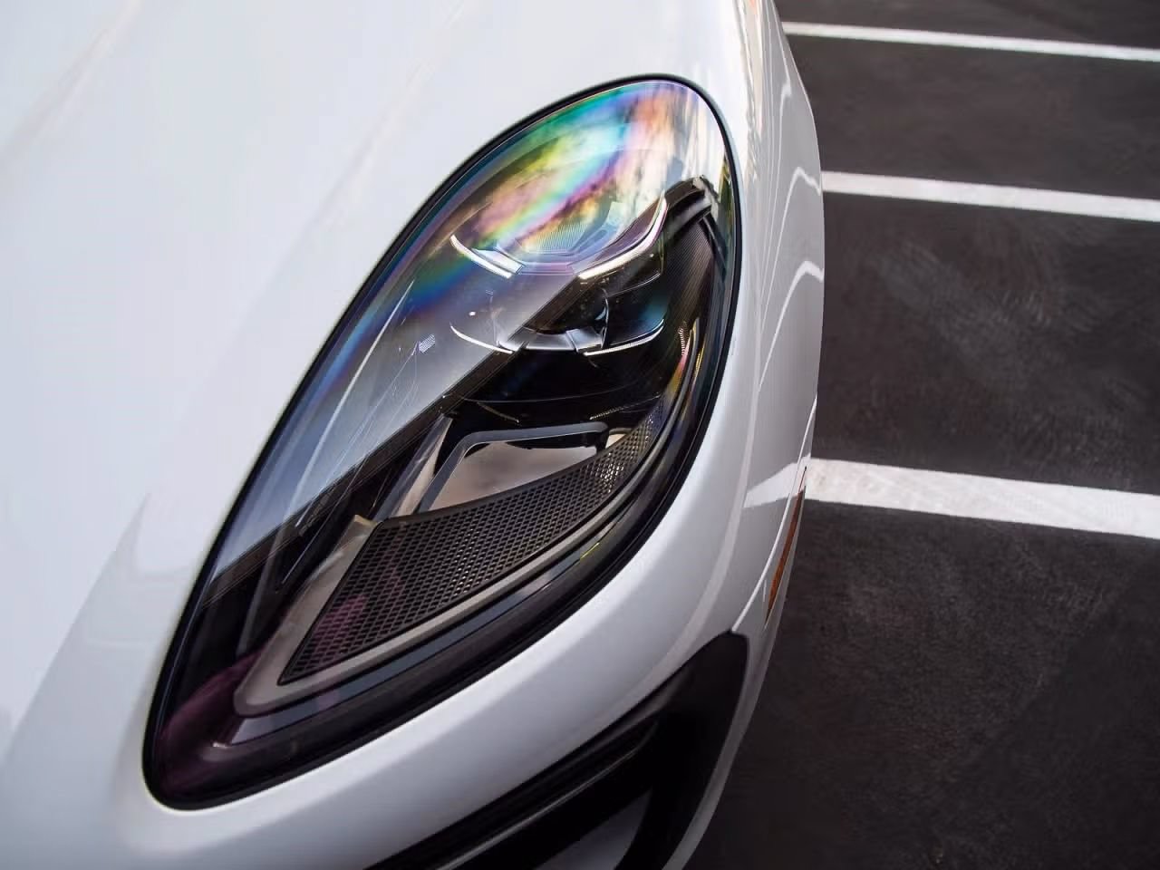 New 2026 Porsche Macan AWD/4WD image 13