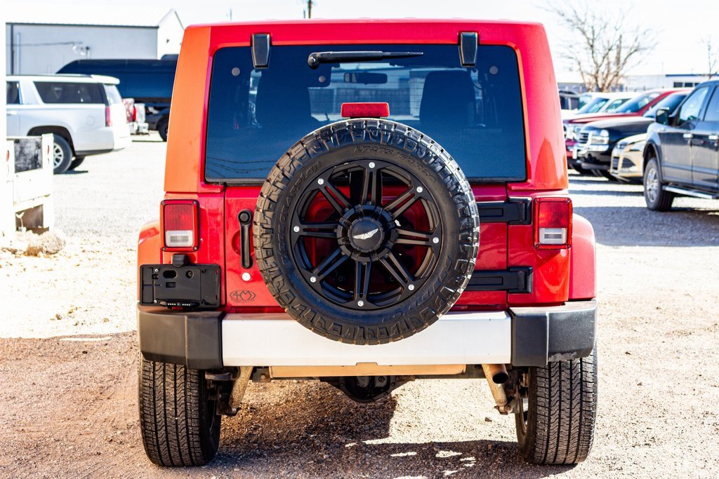 Used 2012 Jeep Wrangler Unlimited Sahara image 4