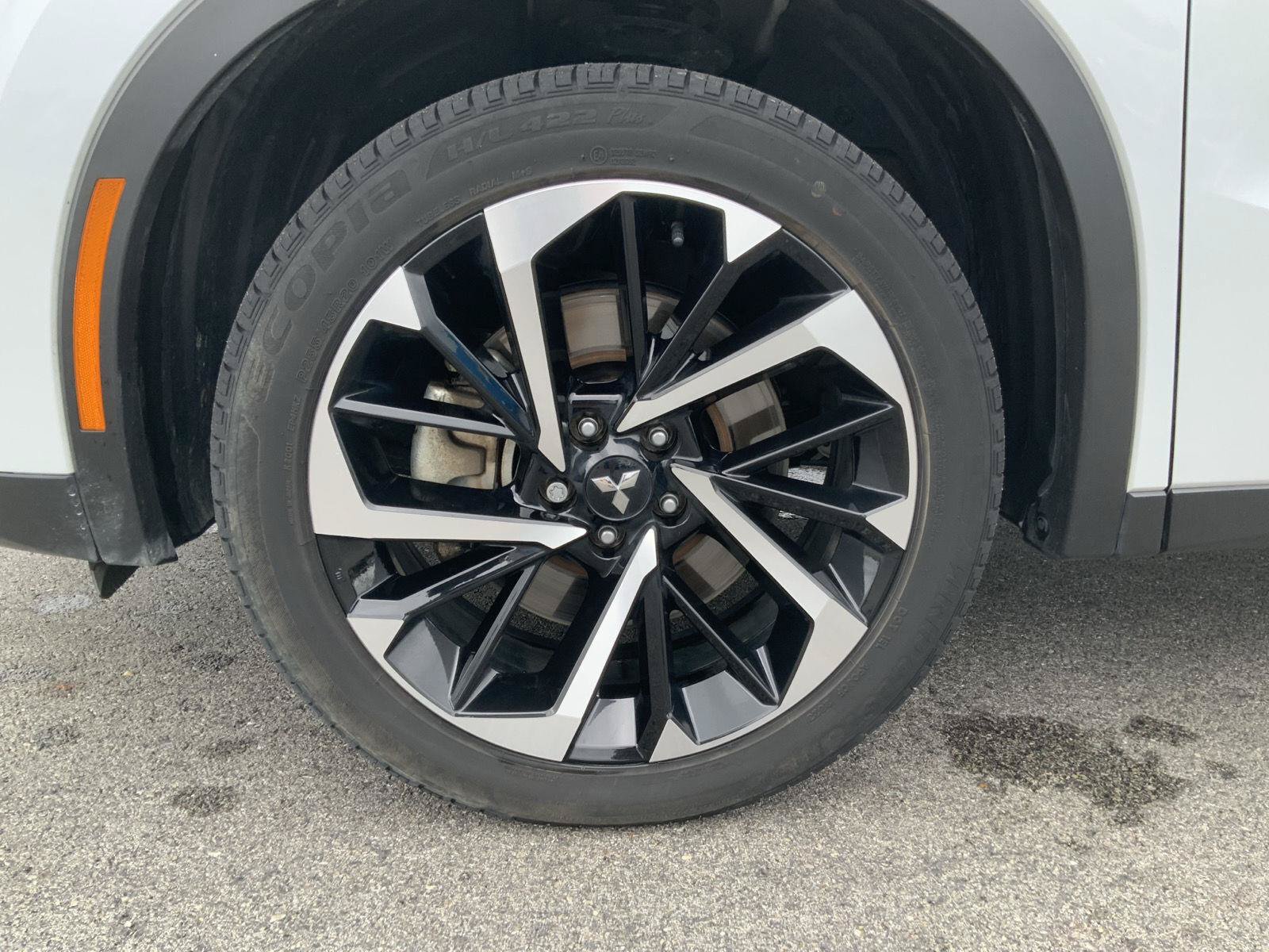 Used 2024 Mitsubishi Outlander SE AWD/4WD image 17