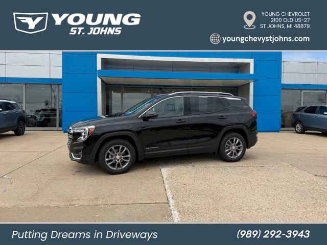 Used 2024 GMC Terrain SLT w/ LPO, Floor Liner Package AWD/4WD image 2