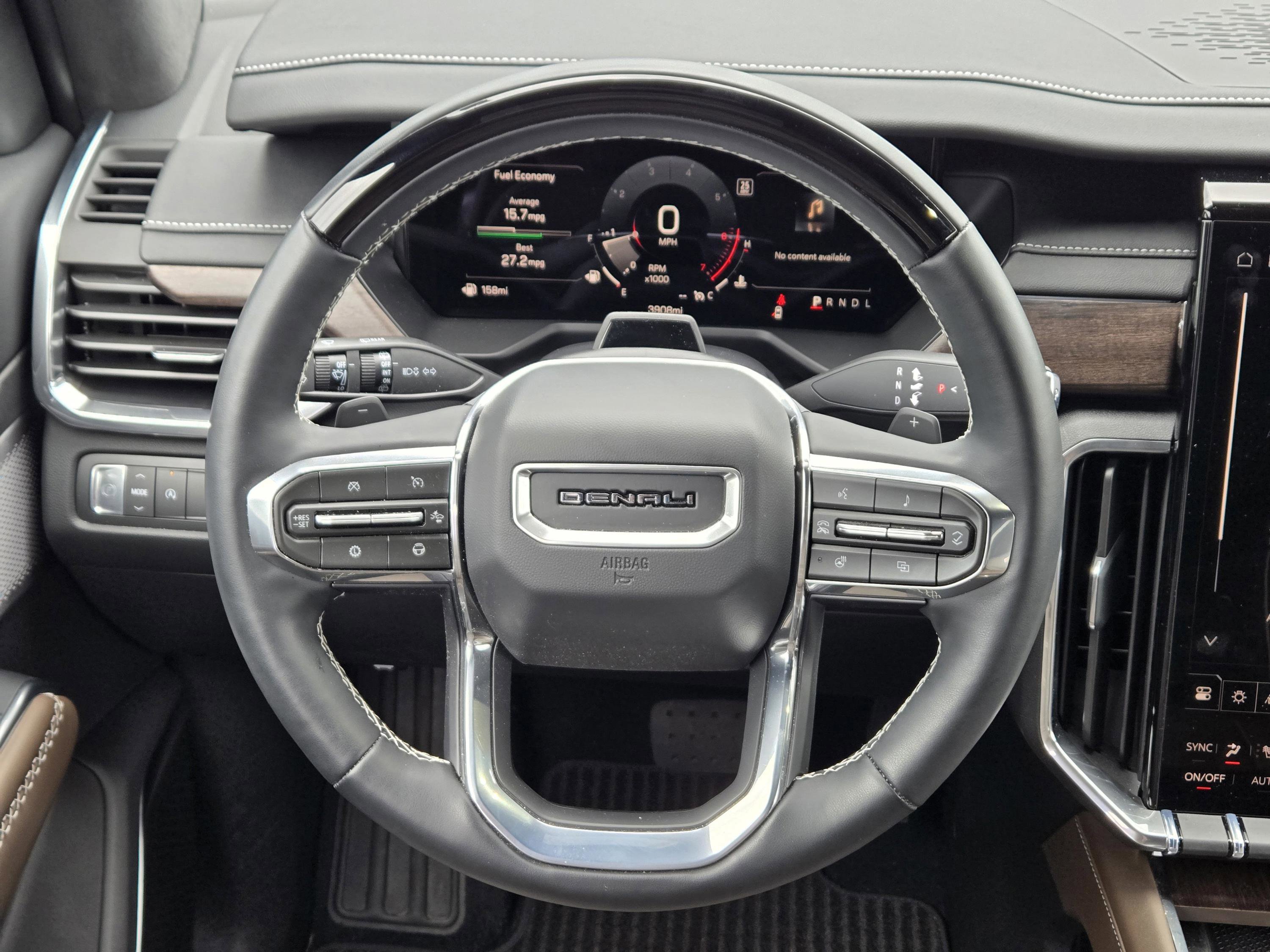Used 2026 GMC Acadia Denali Ultimate FWD image 22