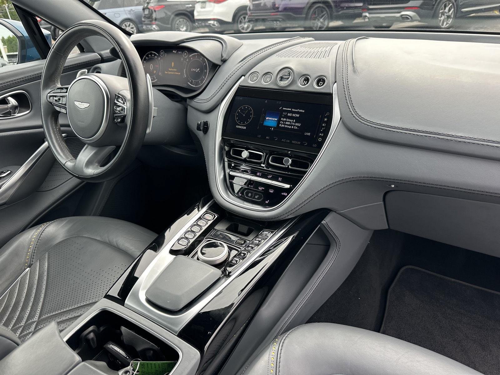 Used 2021 Aston Martin DBX AWD/4WD image 16