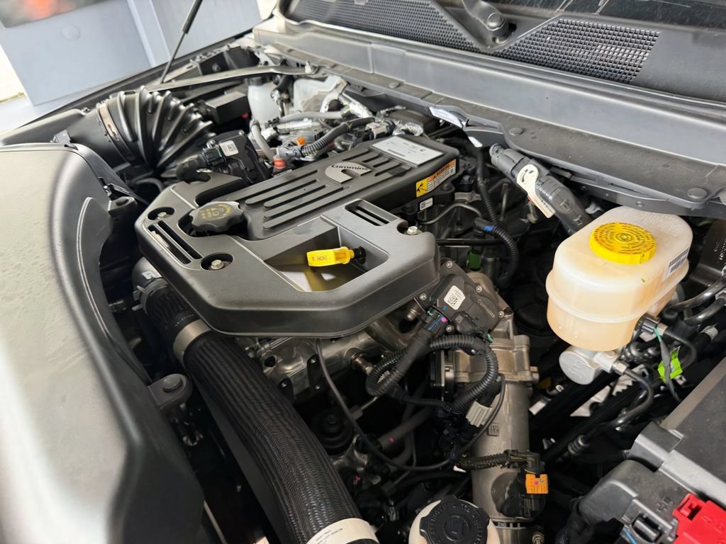 New 2026 RAM 2500 Big Horn AWD/4WD image 12