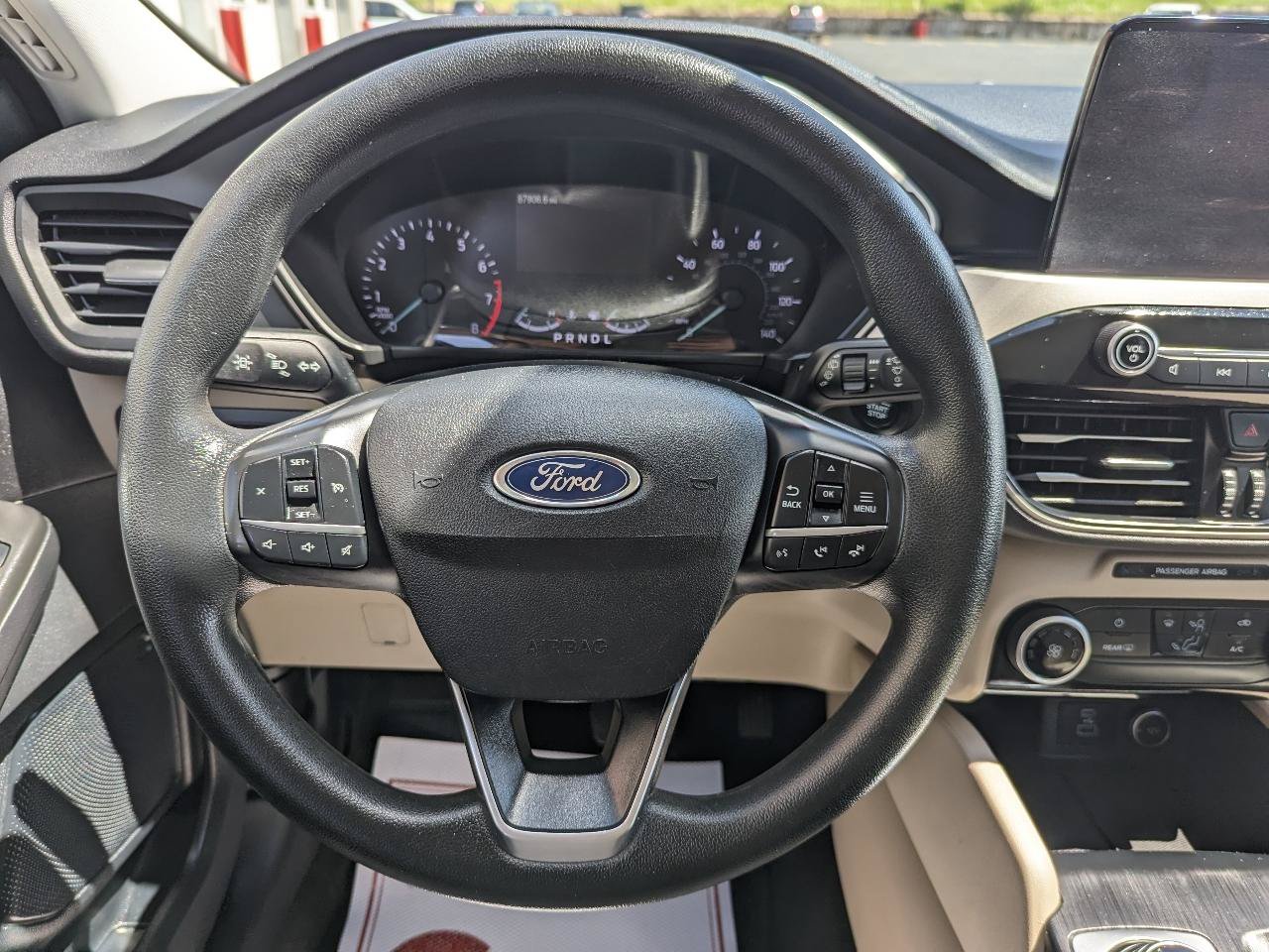 Used 2021 Ford Escape SE AWD/4WD image 14