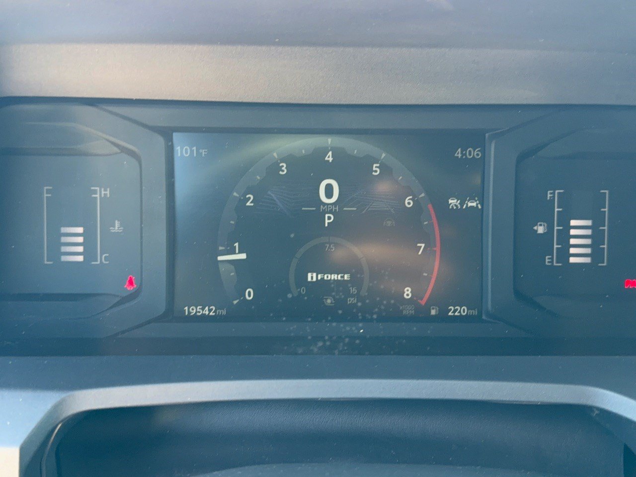 Used 2024 Toyota Tacoma SR RWD image 25