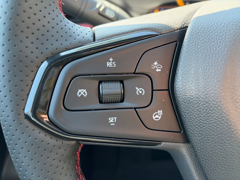 New 2026 Chevrolet Trax RS w/ Sunroof Package FWD image 13